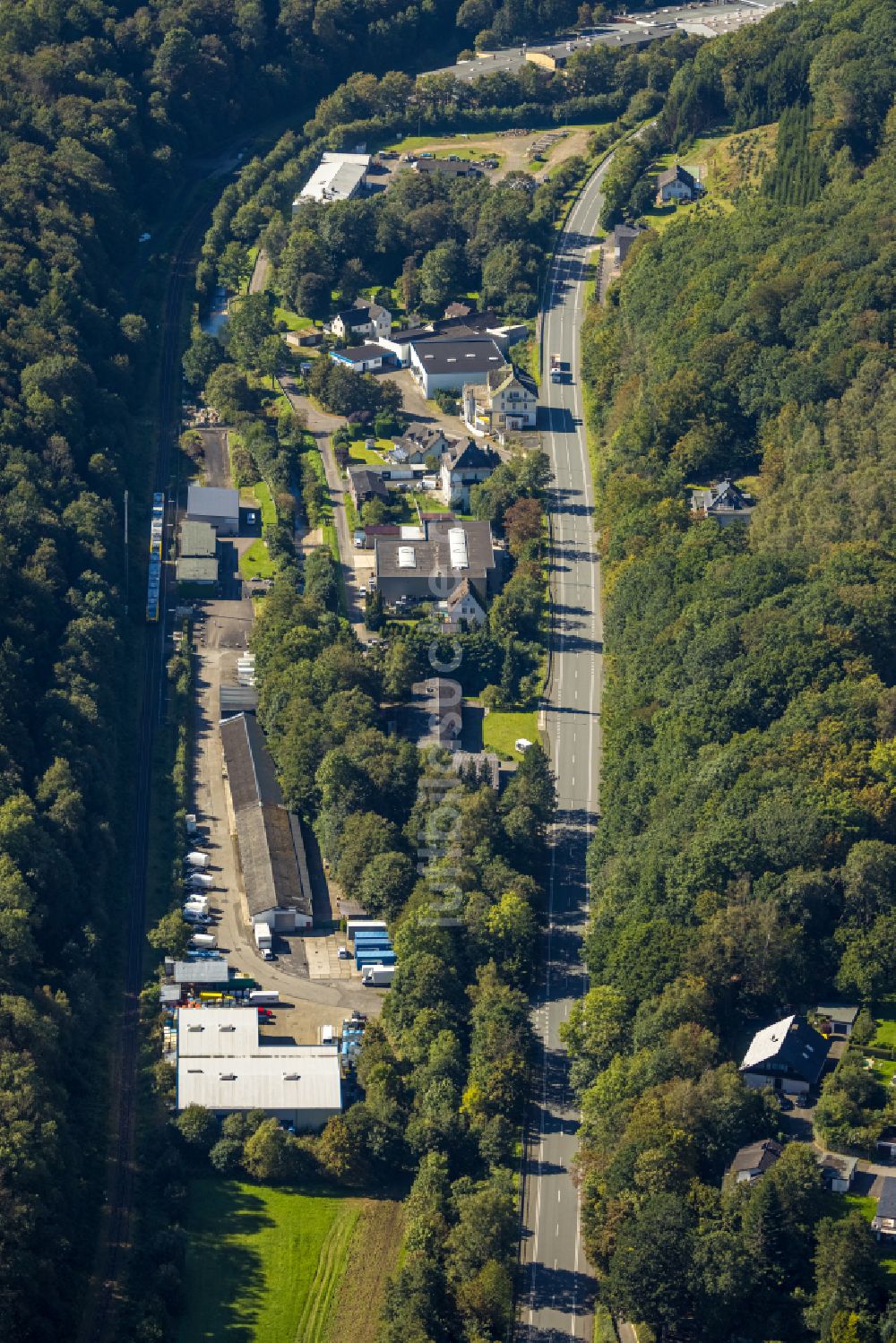 Kraghammer von oben - Gewerbegebiet in Kraghammer im Bundesland Nordrhein-Westfalen, Deutschland