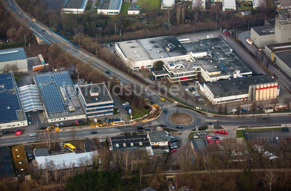 Luftbild Witten - Gewerbegebiet und Kreisverkehr an Brauckstraße und Friedrich-Ebert-Straße in Witten im Bundesland Nordrhein-Westfalen