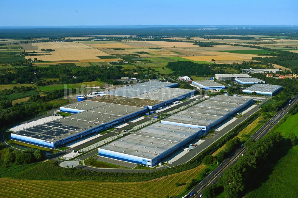 Luftbild Plötzin - Gewerbegebiet Magna Park in Plötzin im Bundesland Brandenburg, Deutschland