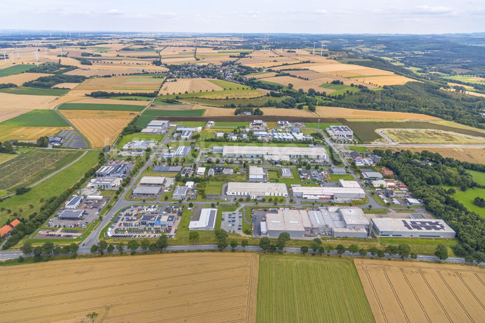 Luftaufnahme Warstein - Gewerbegebiet Max-Eyth-Straße - Friedrich-Harkort-Straße - Walter-Rathenau-Ring im Ortsteil Belecke in Warstein im Bundesland Nordrhein-Westfalen, Deutschland