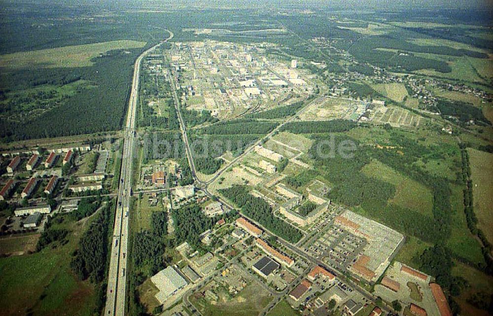 Schwarzheide / Brandenburg aus der Vogelperspektive: Gewerbegebiet - Mitte Schwarzheide