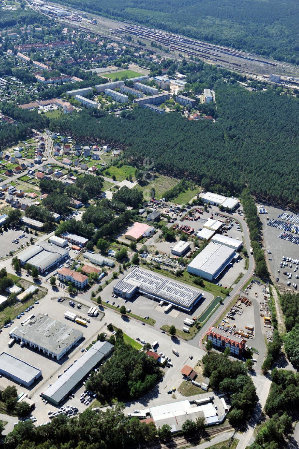 Luftaufnahme Neuseddin - Gewerbegebiet Neuseddin in Brandenburg