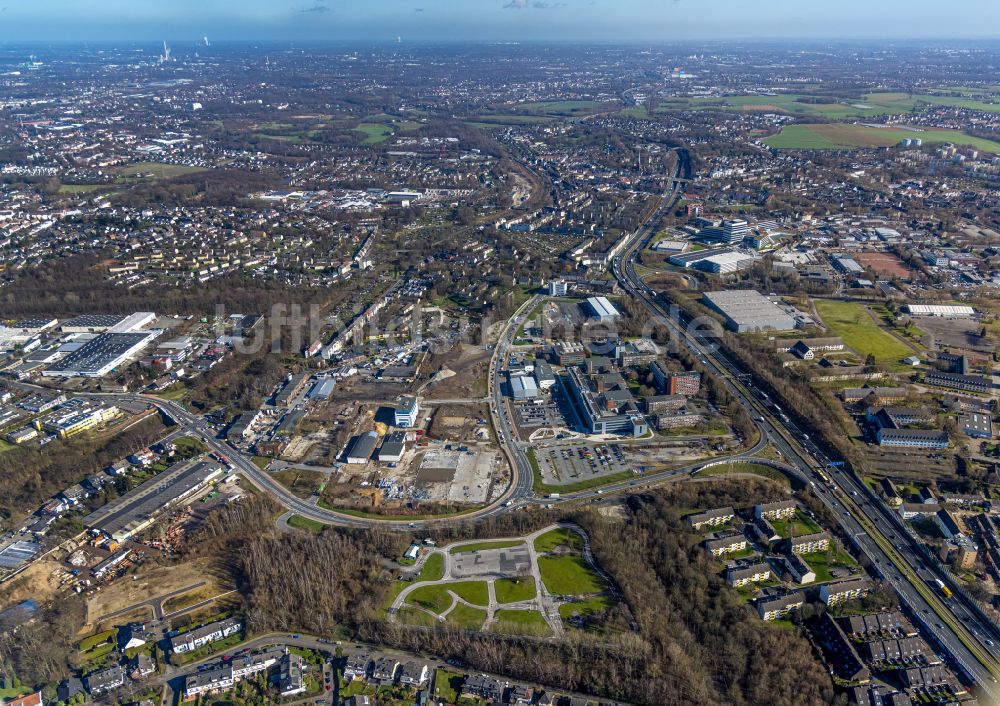 Essen von oben - Gewerbegebiet im Ortsteil Frillendorf in Essen im Bundesland Nordrhein-Westfalen, Deutschland