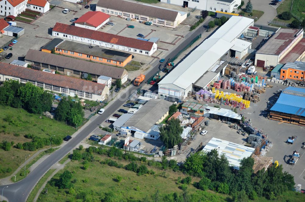 Bernau aus der Vogelperspektive: Gewerbegebiet Pappelallee in Bernau mit dem Hauptsitz der Firma BFB Böttcher Fensterbau GmbH