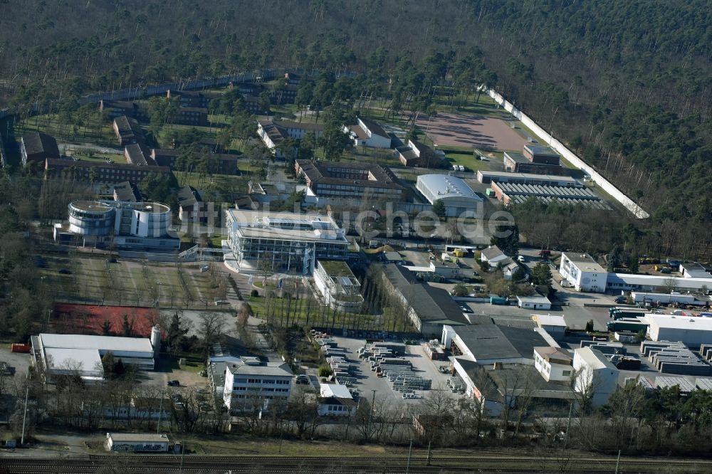 Pfungstadt von oben - Gewerbegebiet in Pfungstadt im Bundesland Hessen