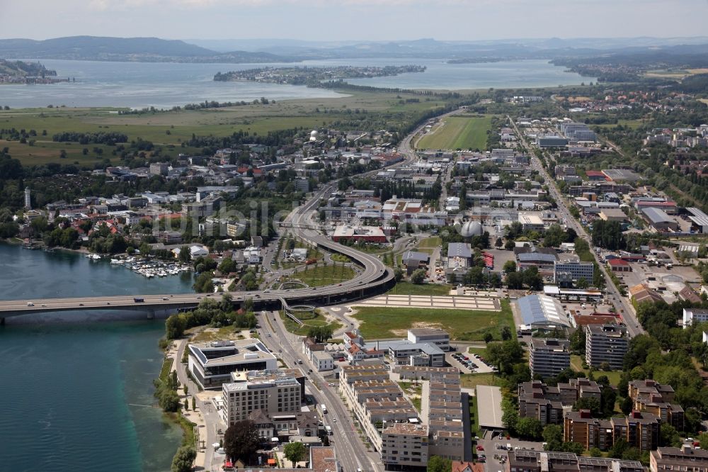 Konstanz aus der Vogelperspektive: Gewerbegebiet Reichenaustrasse in Kontanz in Baden-Württemberg