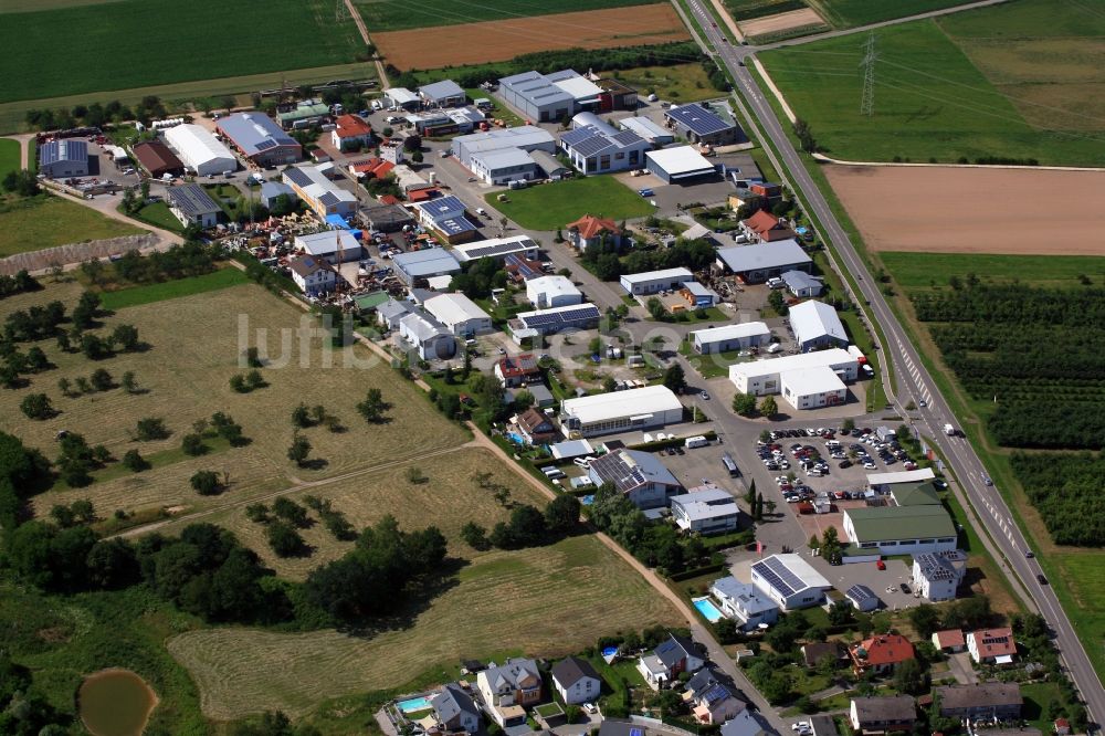 Eimeldingen aus der Vogelperspektive: Gewerbegebiet Reutacker in Eimeldingen im Bundesland Baden-Württemberg