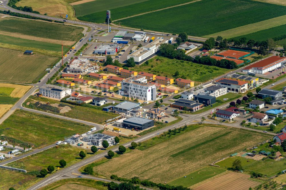 Ringsheim aus der Vogelperspektive: Gewerbegebiet Ringsheim West in Ringsheim im Bundesland Baden-Württemberg, Deutschland