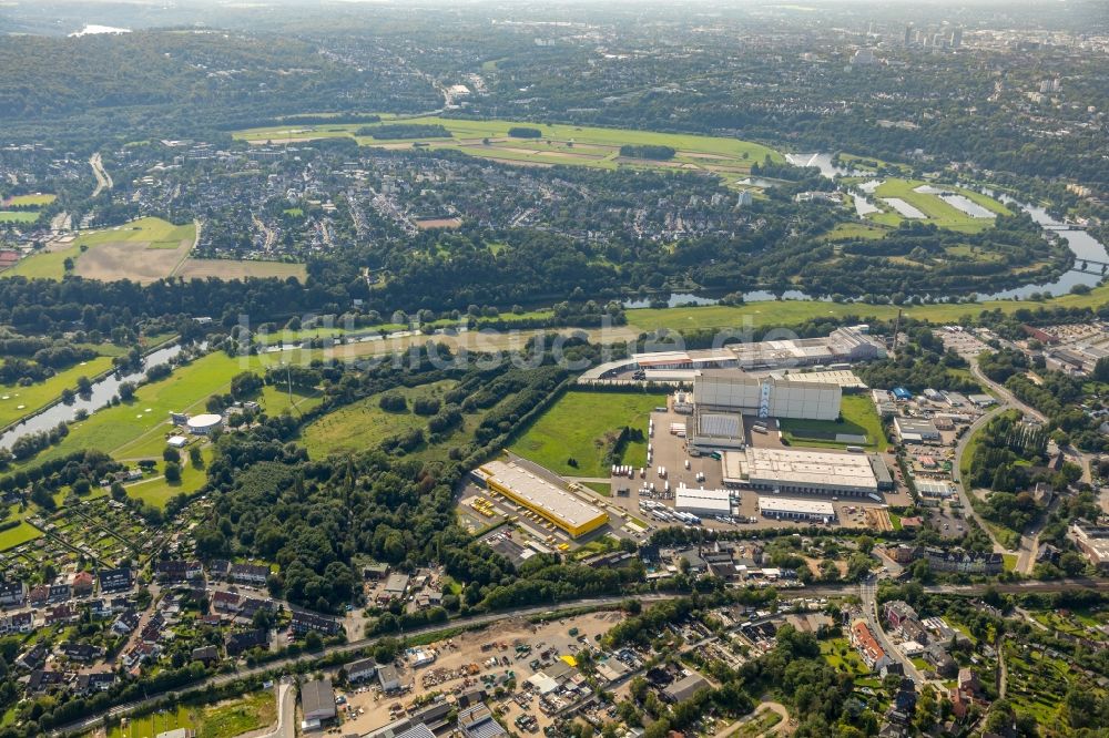 Essen aus der Vogelperspektive: Gewerbegebiet rund um die Dahlhauser Str., die Ruhrau und die Horster Straße in Essen im Bundesland Nordrhein-Westfalen, Deutschland