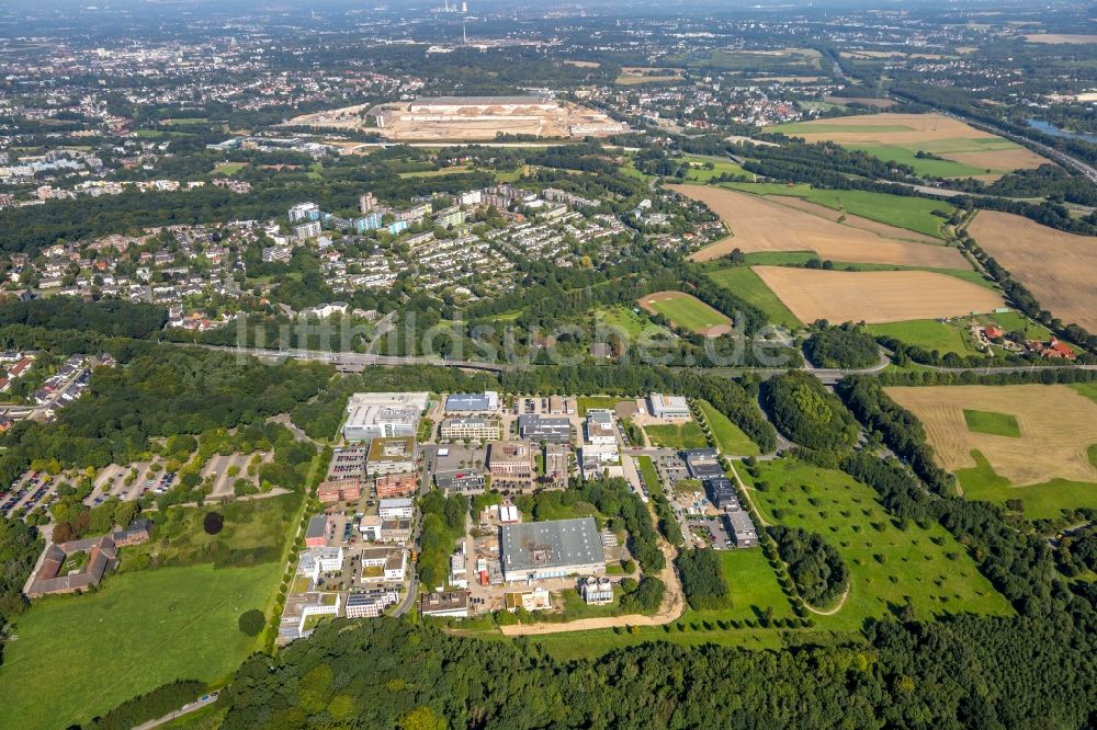 Luftaufnahme Bochum - Gewerbegebiet rund um die Lise-Meitner-Allee und die Konrad-Zuse-Straße in Bochum im Bundesland Nordrhein-Westfalen, Deutschland