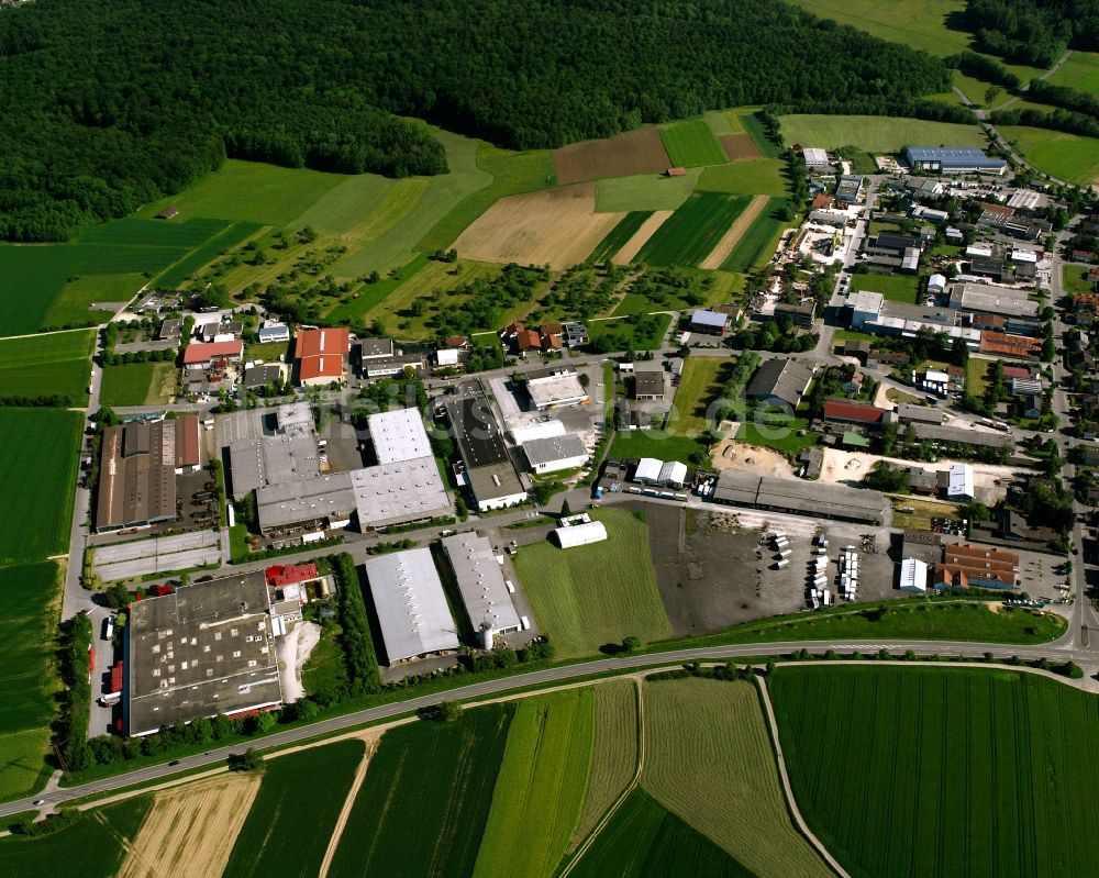 Schlierbach aus der Vogelperspektive: Gewerbegebiet in Schlierbach im Bundesland Baden-Württemberg, Deutschland