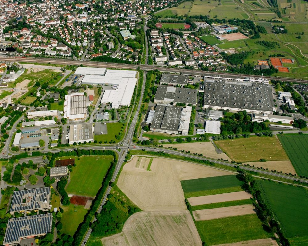 Bühl von oben - Gewerbegebiet an der Siemensstraße in Bühl im Bundesland Baden-Württemberg, Deutschland