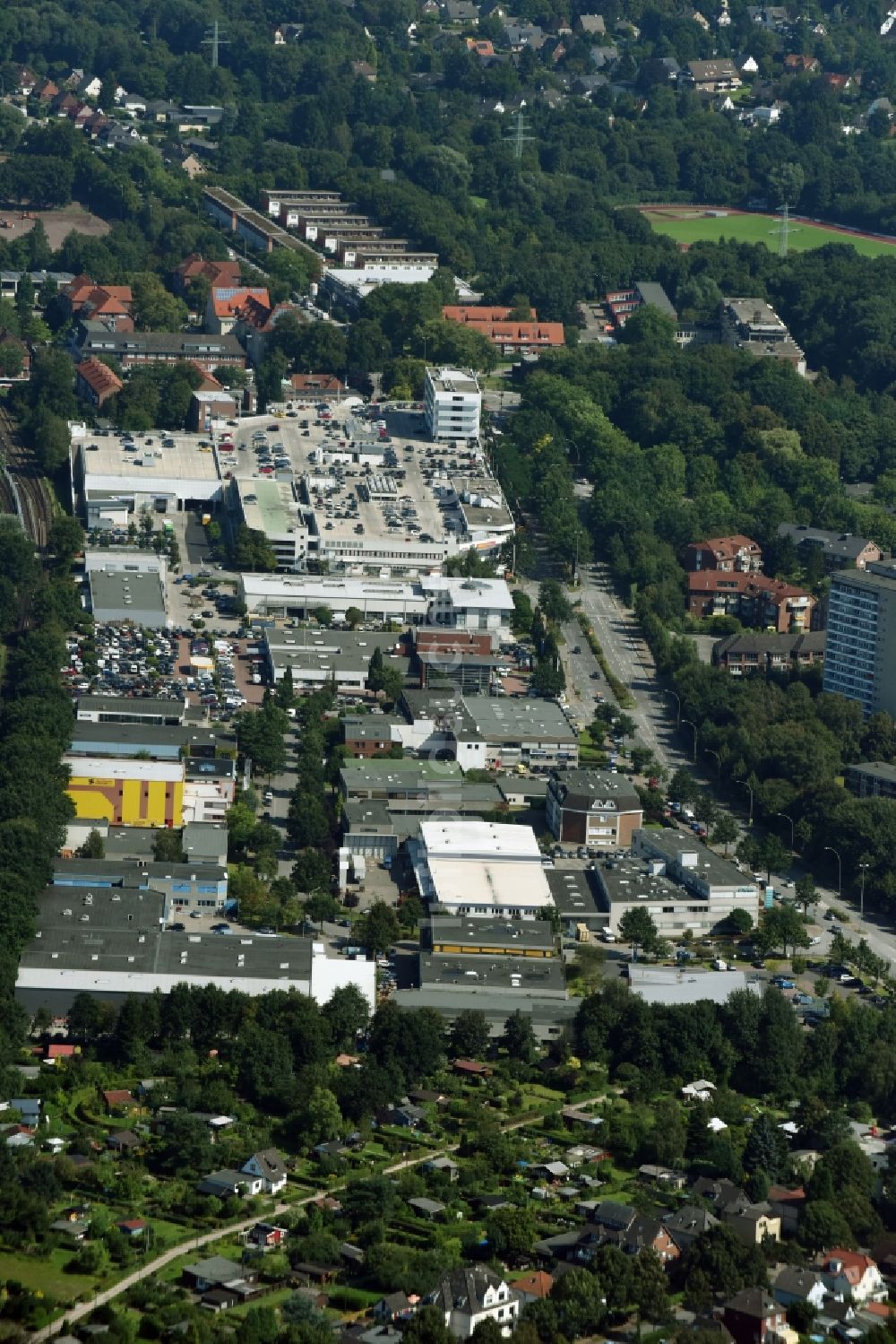 Hamburg aus der Vogelperspektive: Gewerbegebiet im Stadtteil Farmsen-Berne in Hamburg