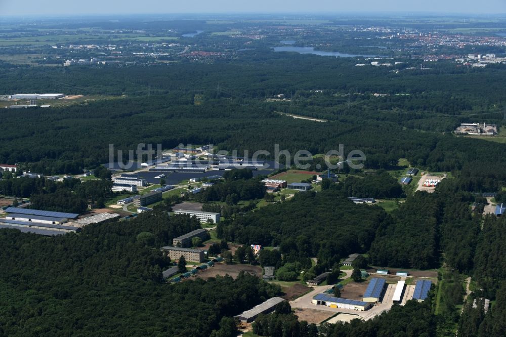 Schwerin von oben - Gewerbegebiet Stern Buchholz in Schwerin im Bundesland Mecklenburg-Vorpommern