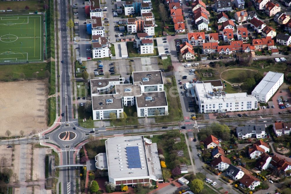 Luftaufnahme Bensheim - Gewerbegebiet Track&Trace Academy und Alle Hotel Europa im Ortsteil Auerbach in Bensheim im Bundesland Hessen