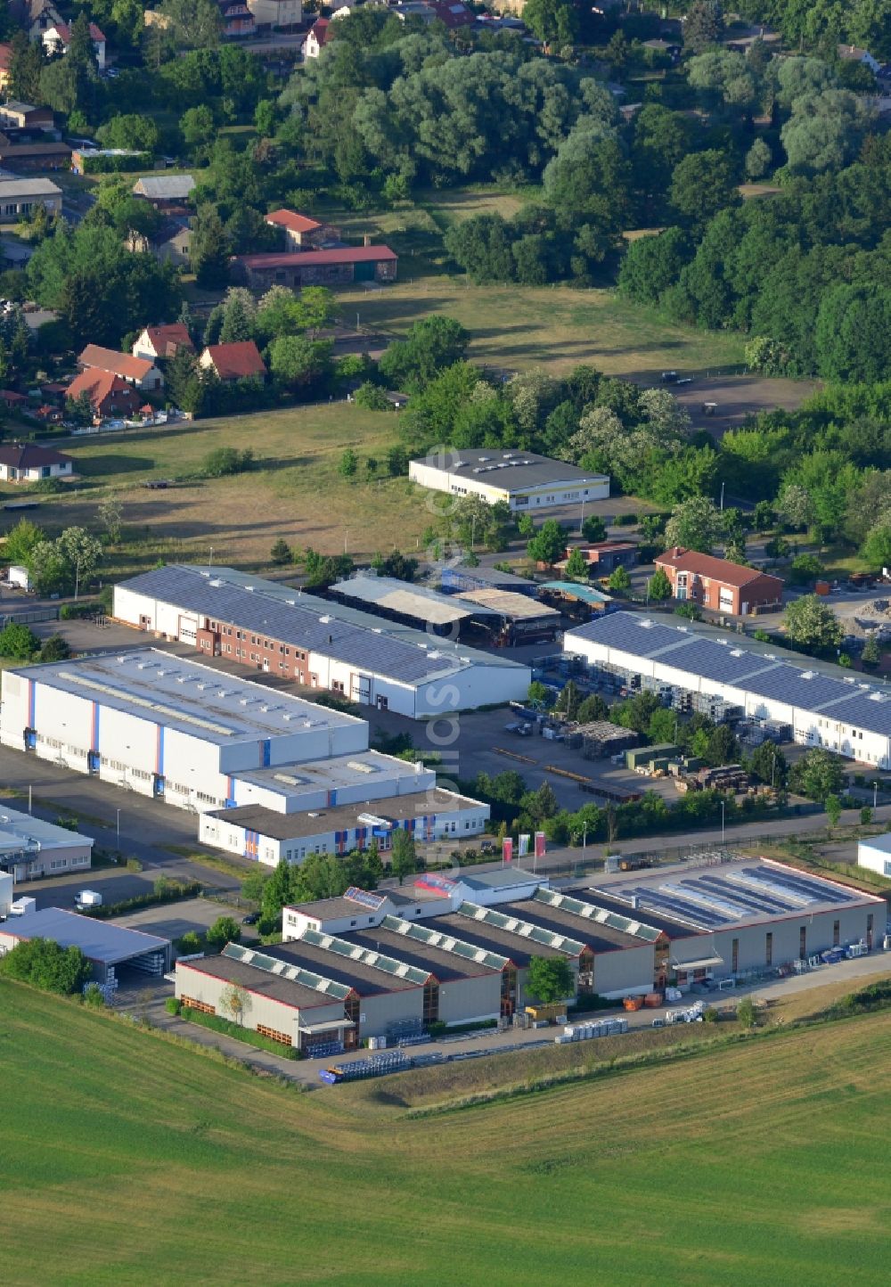 Werneuchen aus der Vogelperspektive: Gewerbegebiet in Werneuchen im Bundesland Brandenburg