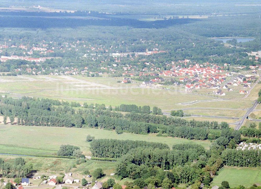 Zeestow / Brandenburg aus der Vogelperspektive: Gewerbegebiet Zeestow am Berliner Ring - ein Objekt der Seifert Invest GmbH in Dortmund.