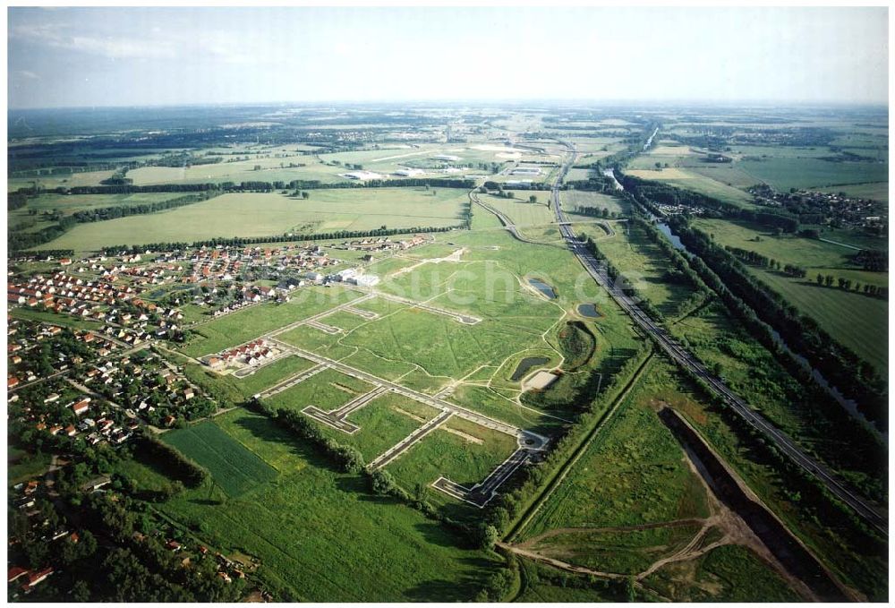 Zeestow aus der Vogelperspektive: Gewerbegebiet Zeestow am westlichen Berliner Ring - ein Objekt der Seifert Investîtionsgesellschaft mbh in Darmstadt.