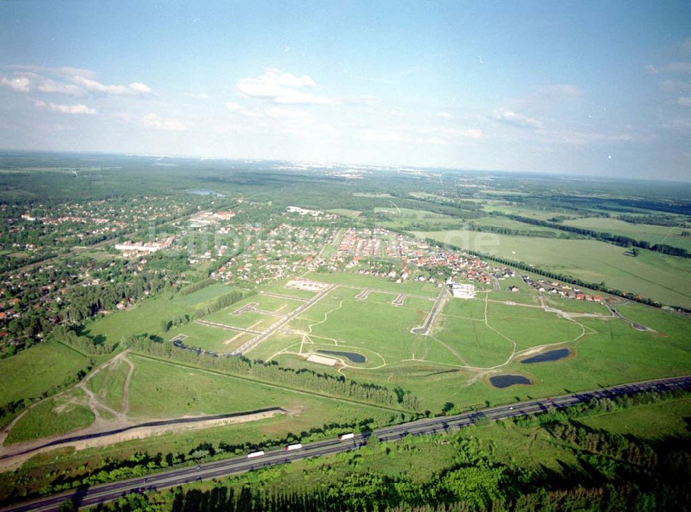 Luftaufnahme Zeestow - Gewerbegebiet Zeestow am westlichen Berliner Ring - ein Objekt der Seifert Investîtionsgesellschaft mbh in Darmstadt.