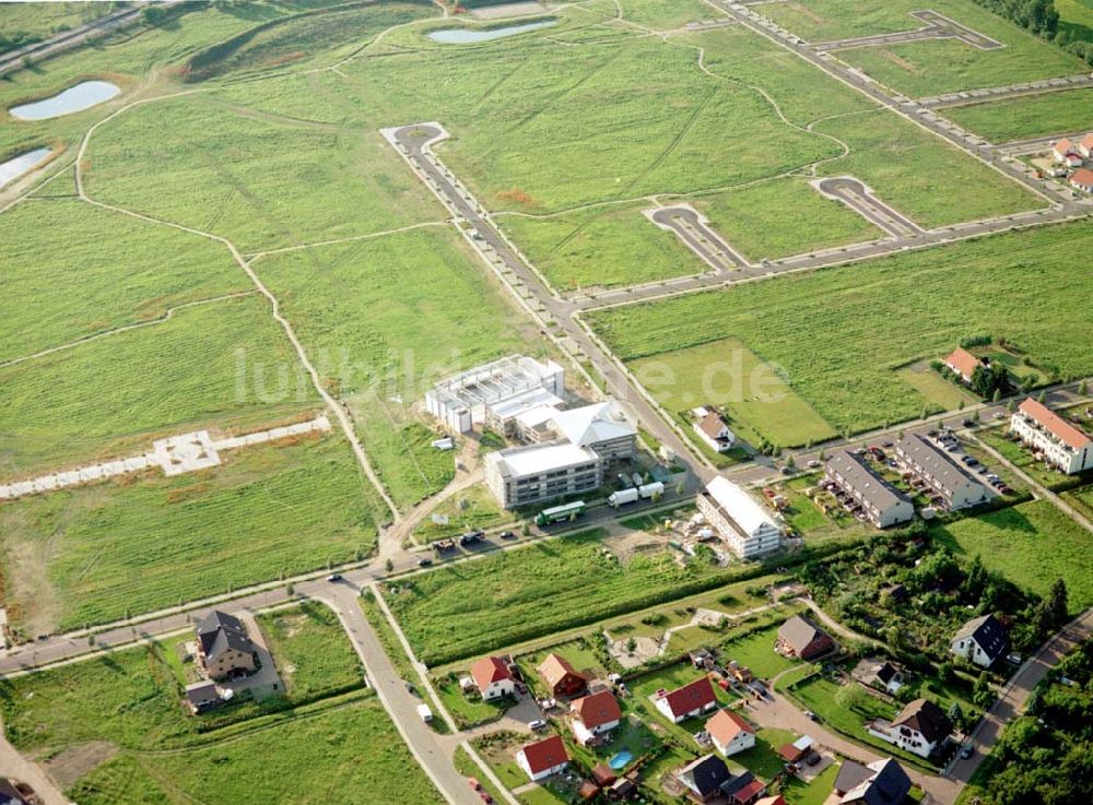 Zeestow aus der Vogelperspektive: Gewerbegebiet Zeestow am westlichen Berliner Ring - ein Objekt der Seifert Investîtionsgesellschaft mbh in Darmstadt.