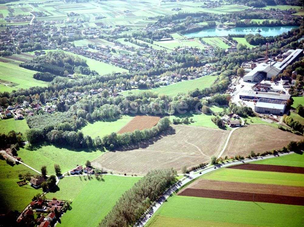 Luftaufnahme Freilassing / Bayern - Gewerbegrundstück Hammerau C der Unternehmensgruppe MAX AICHER in Freilassing.