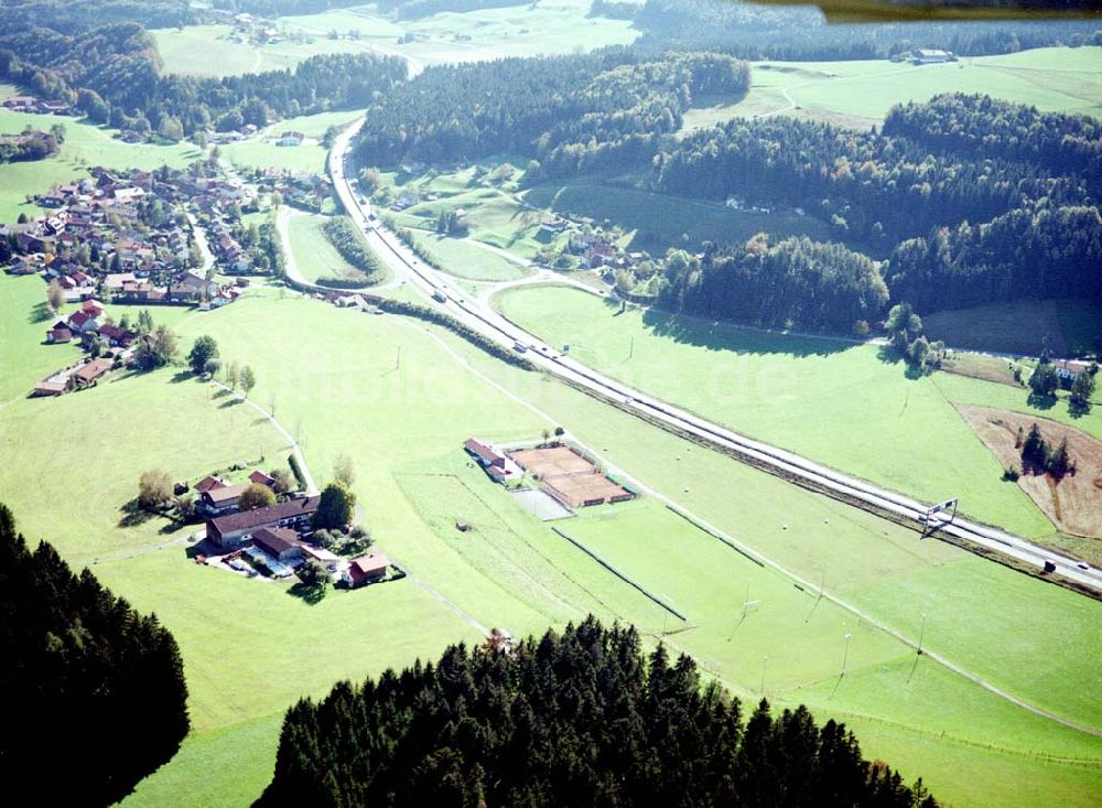 Neukirchen / Bayern aus der Vogelperspektive: Gewerbegrundstück Neukirchen der Unternehmensgruppe MAX AICHER an der Autobahn nach Salzburg westl. von Freilassing.