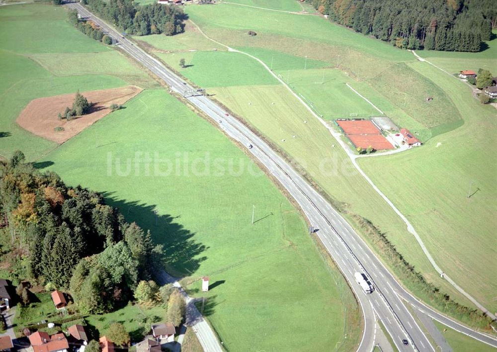 Neukirchen / Bayern aus der Vogelperspektive: Gewerbegrundstück Neukirchen der Unternehmensgruppe MAX AICHER an der Autobahn nach Salzburg westl. von Freilassing.