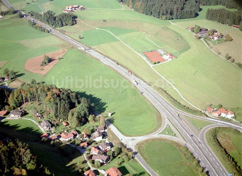 Luftbild Neukirchen / Bayern - Gewerbegrundstück Neukirchen der Unternehmensgruppe MAX AICHER an der Autobahn nach Salzburg westl. von Freilassing.