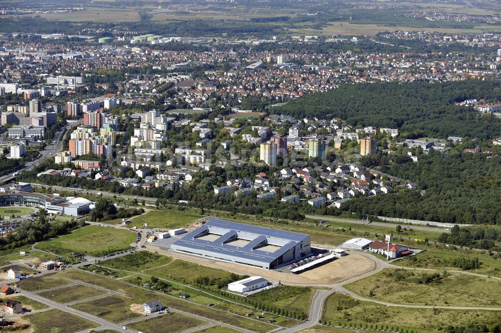 Luftaufnahme Rüsselsheim - Gewerbepark / Business Park Blauer See Rüsselsheim