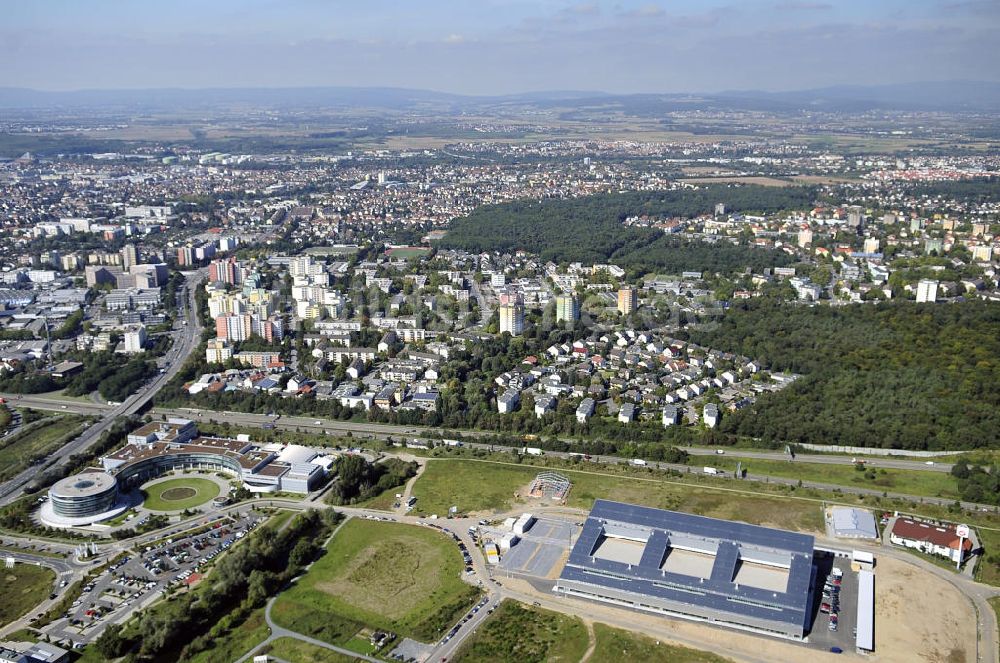 Luftaufnahme Rüsselsheim - Gewerbepark / Business Park Blauer See Rüsselsheim