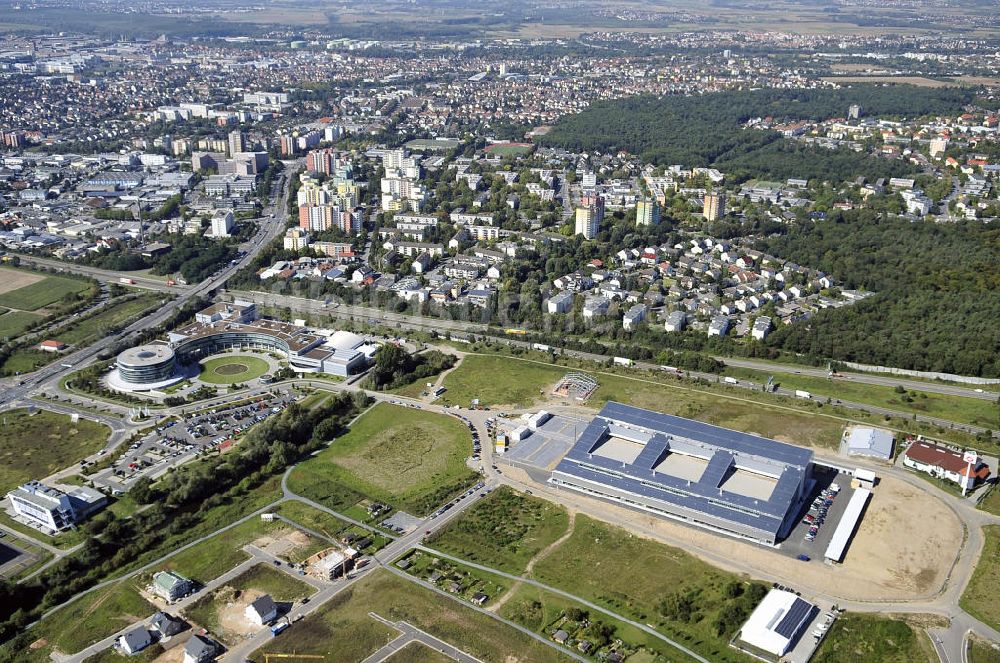 Rüsselsheim aus der Vogelperspektive: Gewerbepark / Business Park Blauer See Rüsselsheim