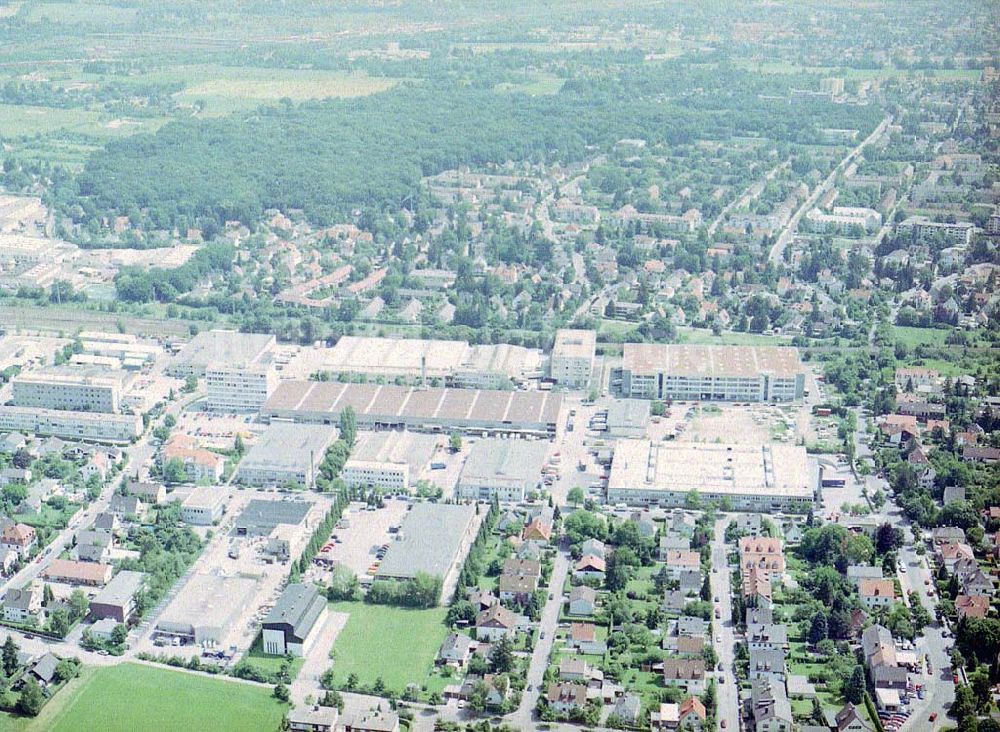 Luftbild München - Gewerbepark München - Allach am Kirschgelände / Nähe Allacher Straße - ein Objekt der HVB -Projekt München.