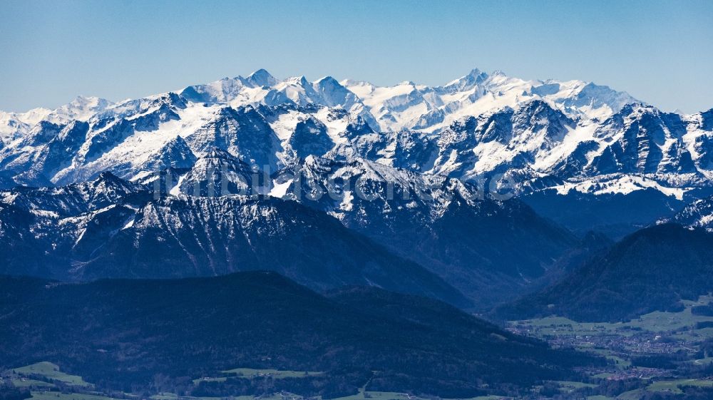 Luftaufnahme Ramsau bei Berchtesgaden - Gipfel des Nationalpark Berchtesgaden in der Felsen- und Berglandschaft in Ramsau bei Berchtesgaden im Bundesland Bayern, Deutschland