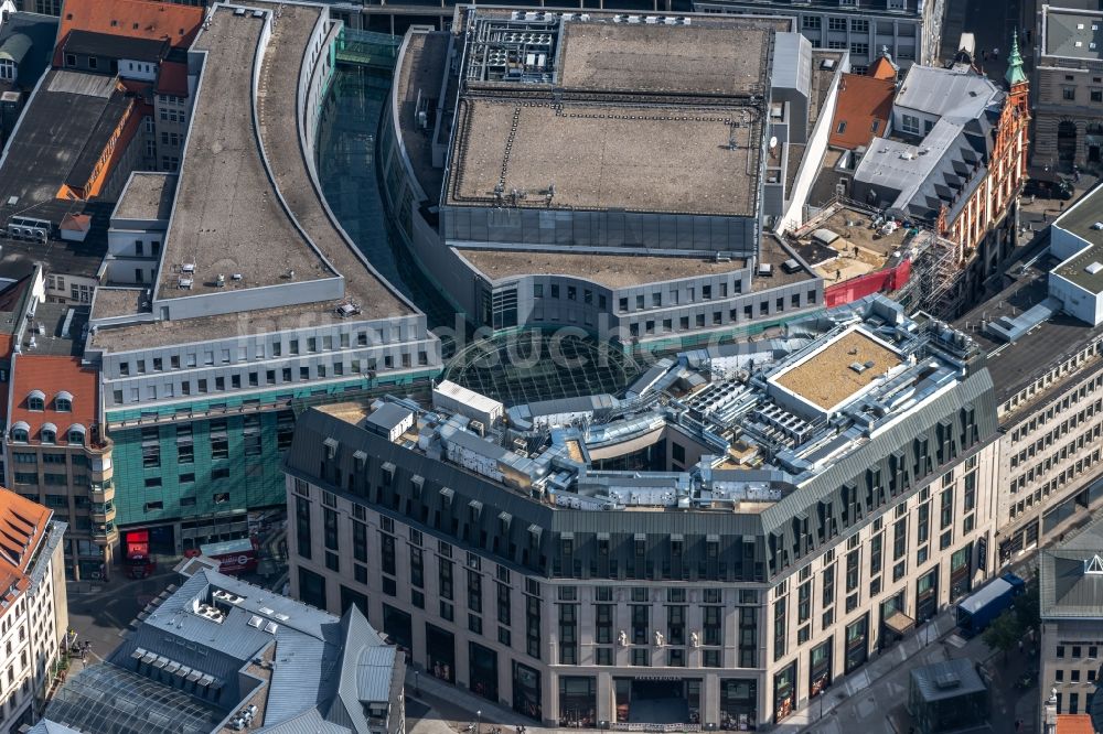 Leipzig aus der Vogelperspektive: Glasdach des Einkaufzentrum Petersbogen in Leipzig im Bundesland Sachsen, Deutschland