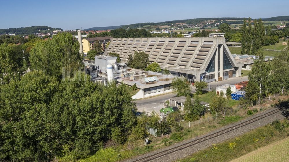 Amberg von oben - Glaswerk im Ortsteil Bergsteig in Amberg im Bundesland Bayern