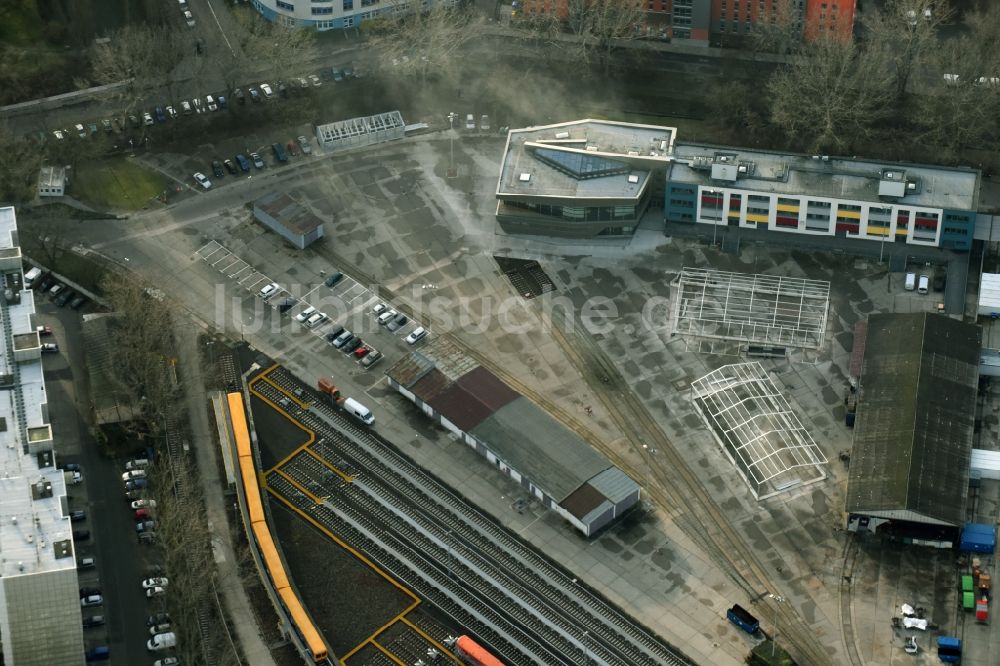 Luftaufnahme Berlin - Gleisanlagen der BVG U-Bahn Betriebswerkstatt Friedrichsfelde in Berlin