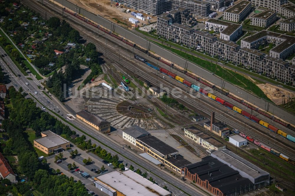 Regensburg von oben - Gleisanlagen an der Kirchmeierstraße am Depot des Betriebswerkes in Regensburg im Bundesland Bayern, Deutschland