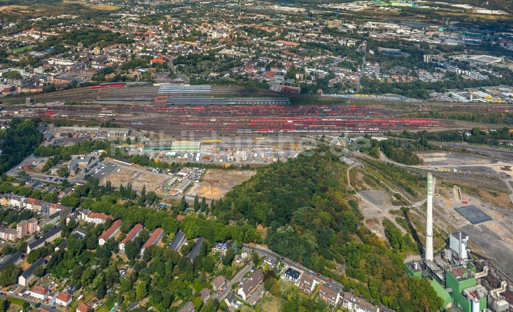 Luftbild Herne - Gleisanlagen und Schienen im Osten des Hauptbahnhofes Wanne-Eickel der Deutschen Bahn in Herne im Bundesland Nordrhein-Westfalen