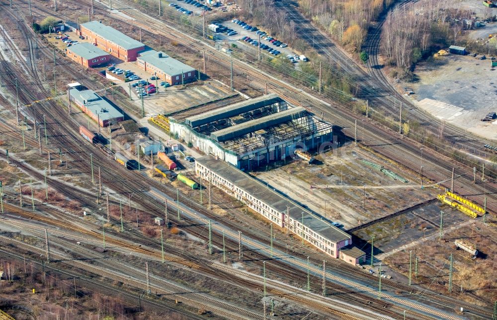 Hamm von oben - Gleisanlagen und Triebfahrzeughalle des Bahn- Betriebswerkes in Hamm im Bundesland Nordrhein-Westfalen