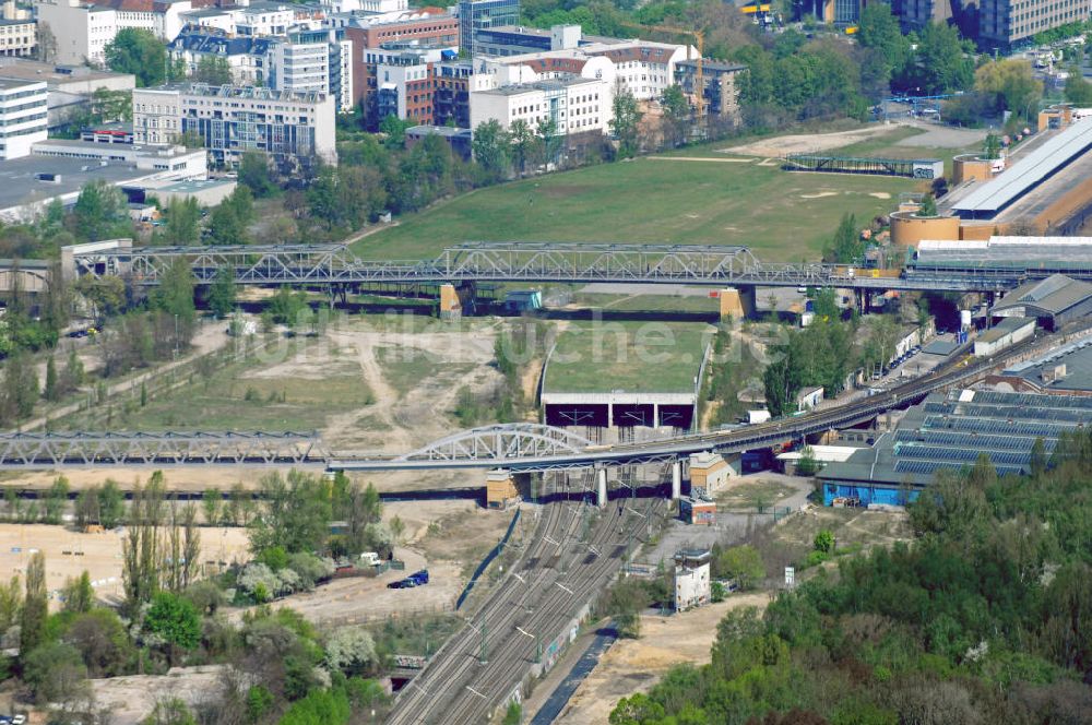 Berlin aus der Vogelperspektive: Gleisdreieck Berlin Kreuzberg