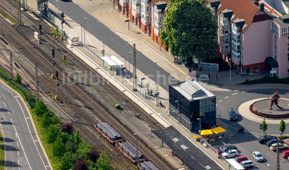 Luftbild Hagen - Gleisverlauf und Bahnhofsgebäude der Deutschen Bahn in Hohenlimburg in Hagen im Bundesland Nordrhein-Westfalen