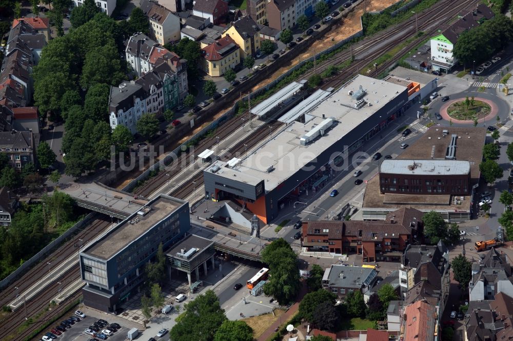 Hörde von oben - Gleisverlauf und Bahnhofsgebäude der Deutschen Bahn in Hörde im Bundesland Nordrhein-Westfalen, Deutschland