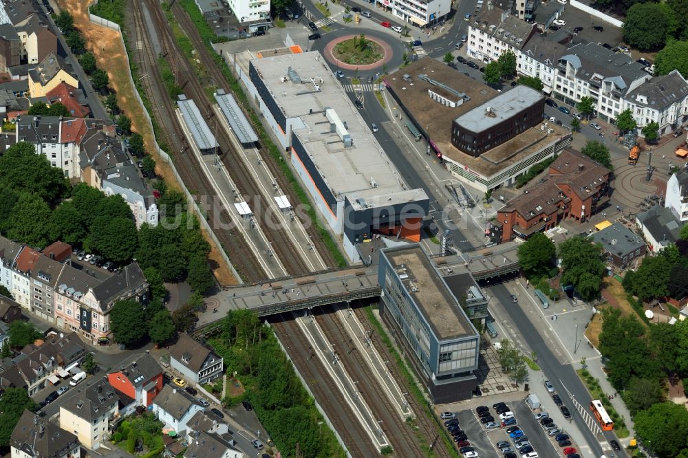 Hörde aus der Vogelperspektive: Gleisverlauf und Bahnhofsgebäude der Deutschen Bahn in Hörde im Bundesland Nordrhein-Westfalen, Deutschland