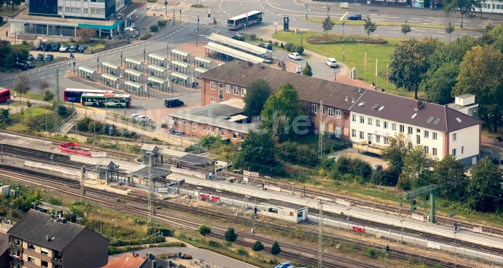 Wesel von oben - Gleisverlauf und Bahnhofsgebäude der Deutschen Bahn in Wesel im Bundesland Nordrhein-Westfalen