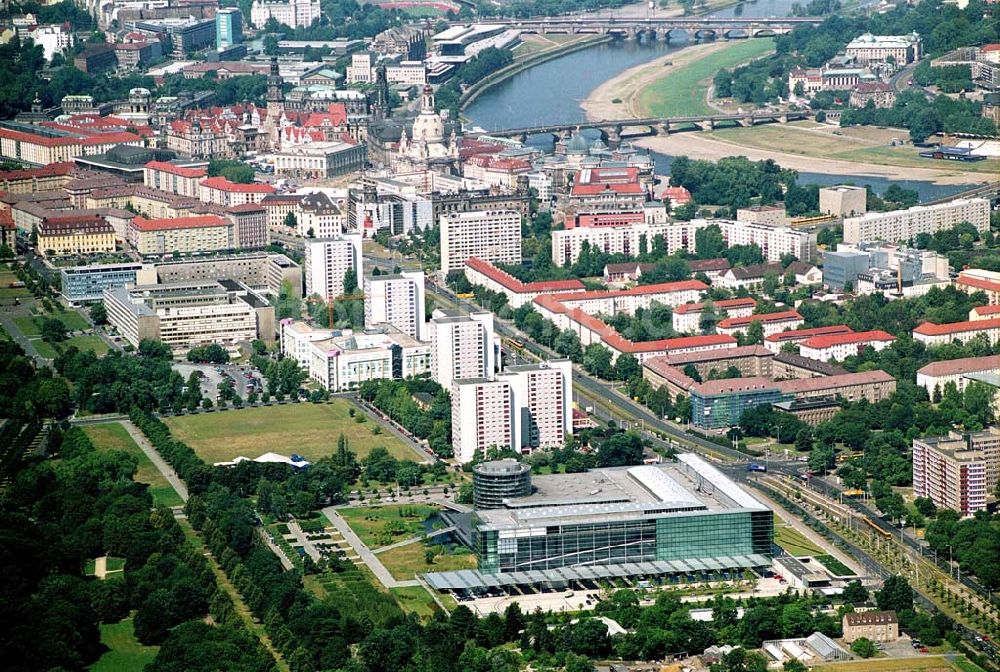 Luftaufnahme Dresden - Gläserne Manufaktur in Dresden