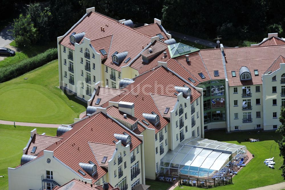 Luftaufnahme Teschow - Golf- und Wellnesshotel Schloss Teschow in Teschow, Mecklenburg-Vorpommern