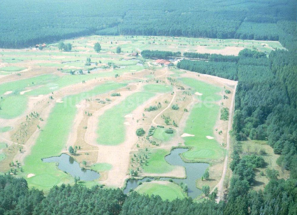 Börnicke / Brandenburg von oben - Golfanlage der Lallin Betriebs GmbH an der B273 in 14641 Börnicke / BRB. Tel.: 033230-894-0 GF: Herr Schmidt.