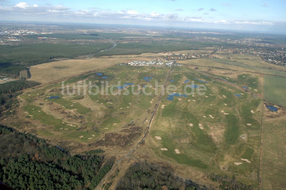 Luftaufnahme Hohen Neuendorf / OT Stolpe - Golfclub Stolper Heide bei Berlin