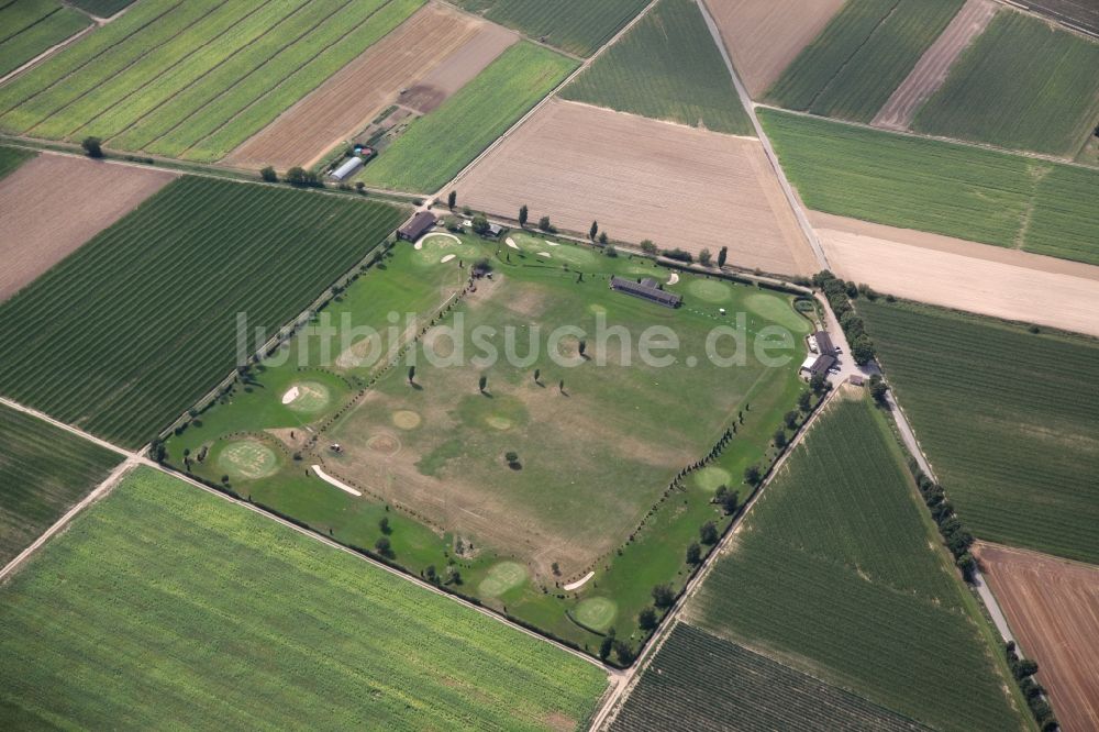 Luftaufnahme Bad Krozingen - Golfplatz in Bad Krozingen im Bundesland Baden-Württemberg