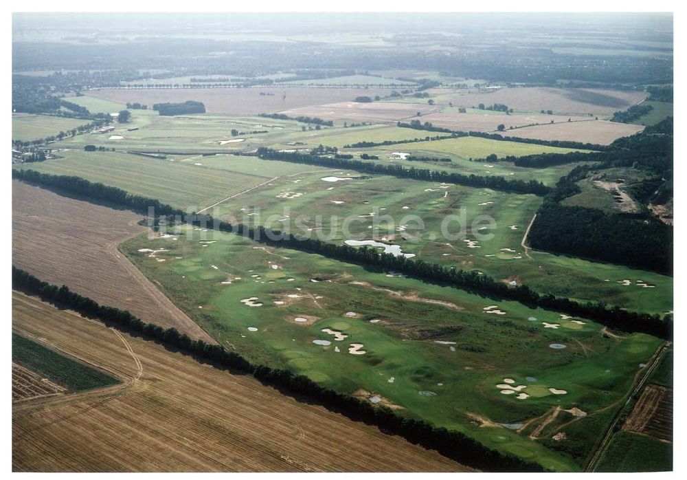 Groß - Kienitz aus der Vogelperspektive: Golfplatz bei Groß-Kienitz am Flughafen Berlin - Schönefeld / BRB.